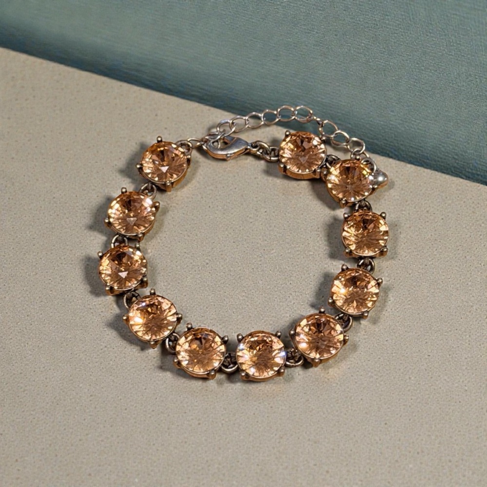 Elegant Gold-Toned Pink Crystal Bracelet